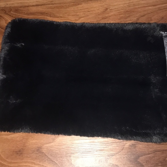 Zara Accessories Zara Neck Warmer Faux Fur Black Poshmark